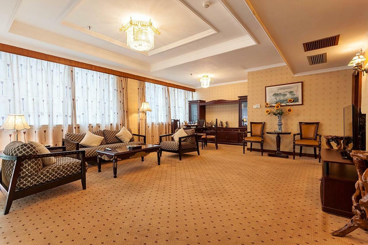 Xiamen Huaqiao Hotel Esterno foto